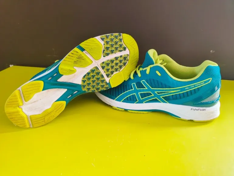 Used Asics GEL-DS Trainer 23 bike — image 2 of 6
