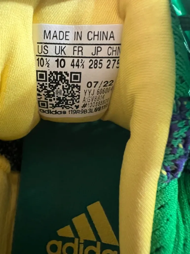 Used Adidas Ultraboost 1.0 x Disney bike — image 6 of 6