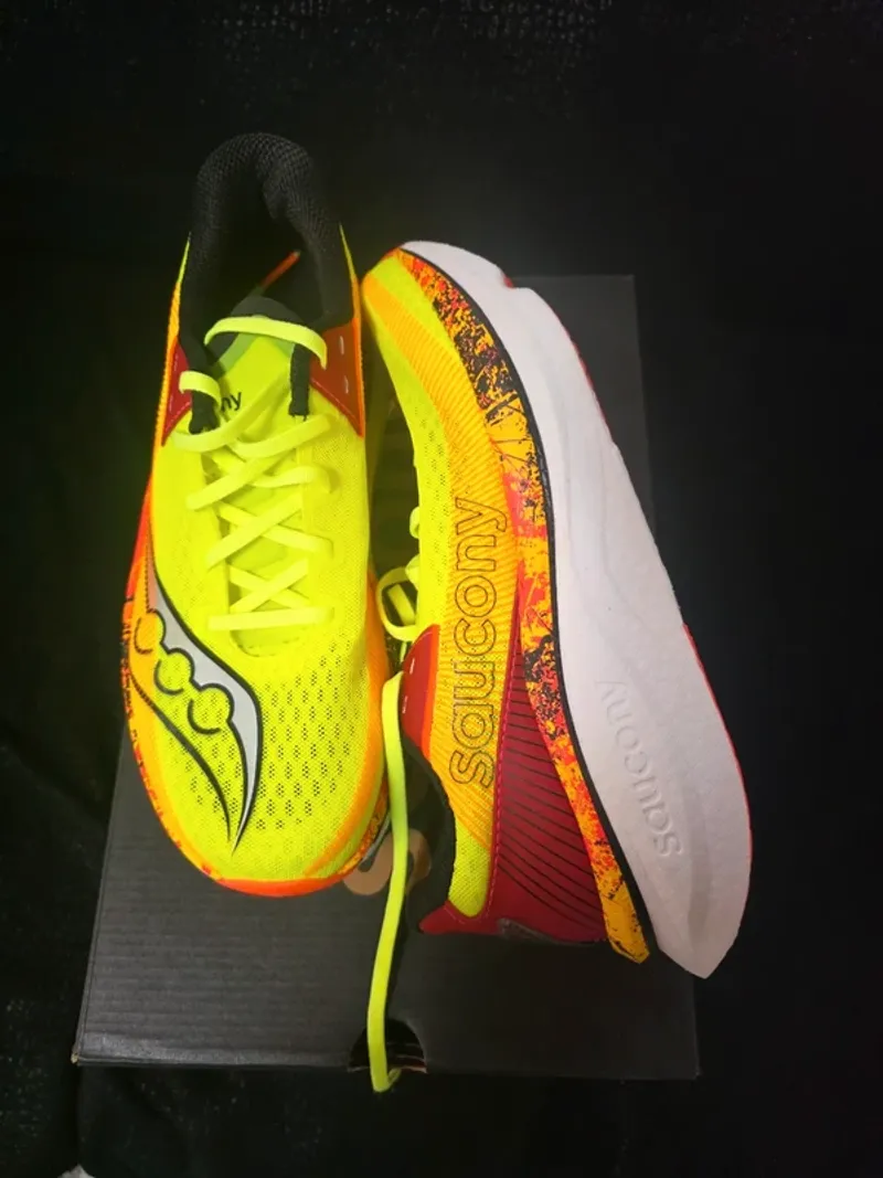 Used Saucony Running Shoes Running Shoes