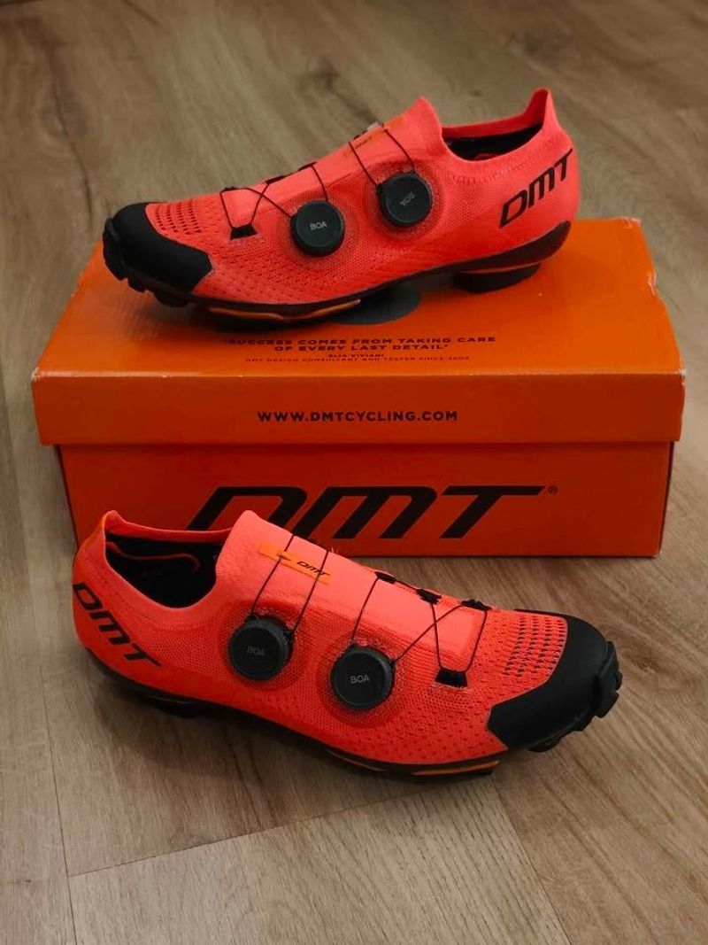 Dmt Sapatos de MTB KM0 Carbon "NEW" 2025 Cycling Shoes de segunda mano