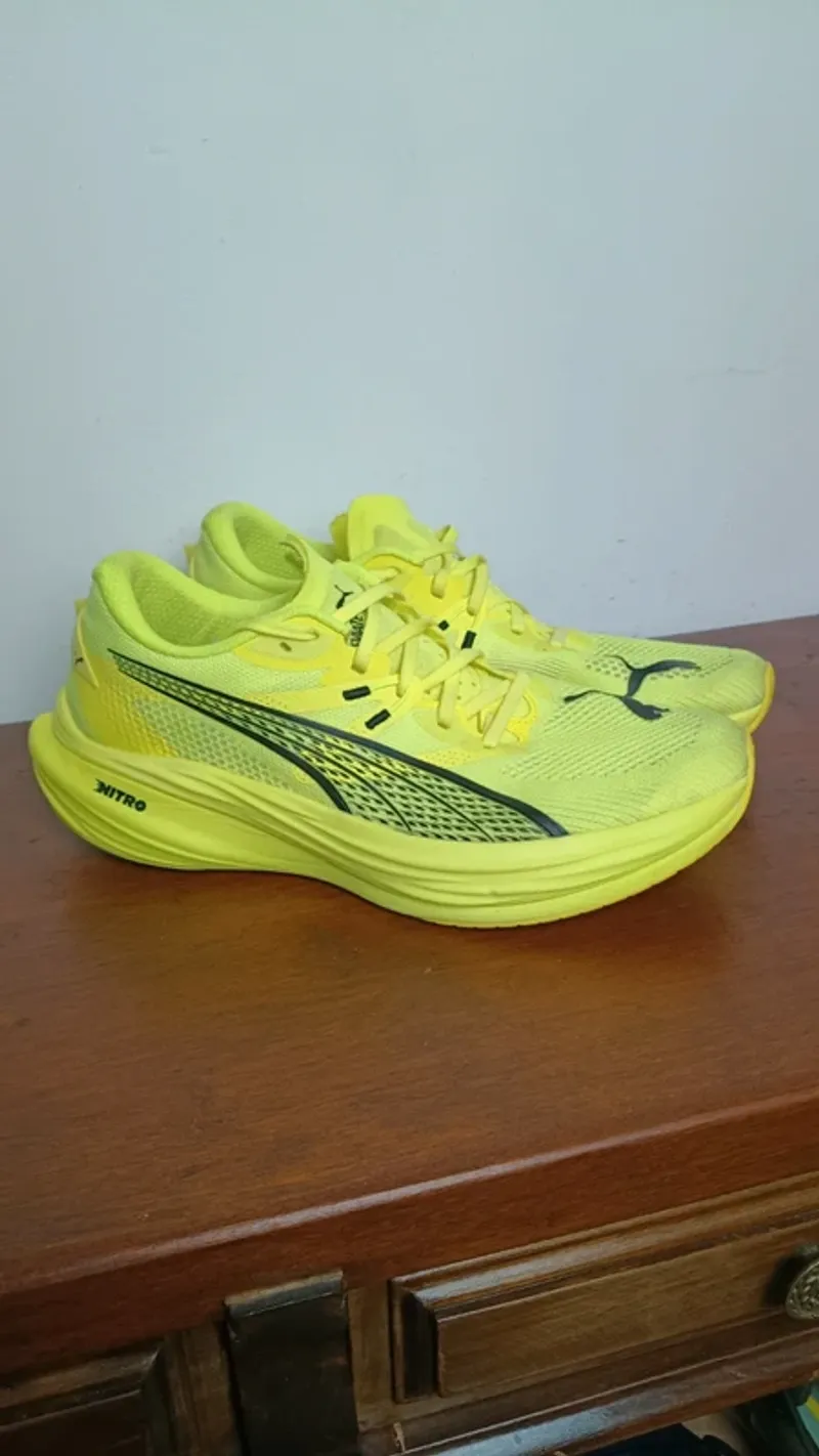 Used Deviate Nitro 3 Running Shoes