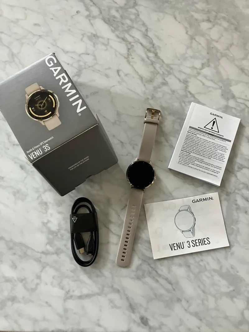Used Garmin Venu 3S Electronics