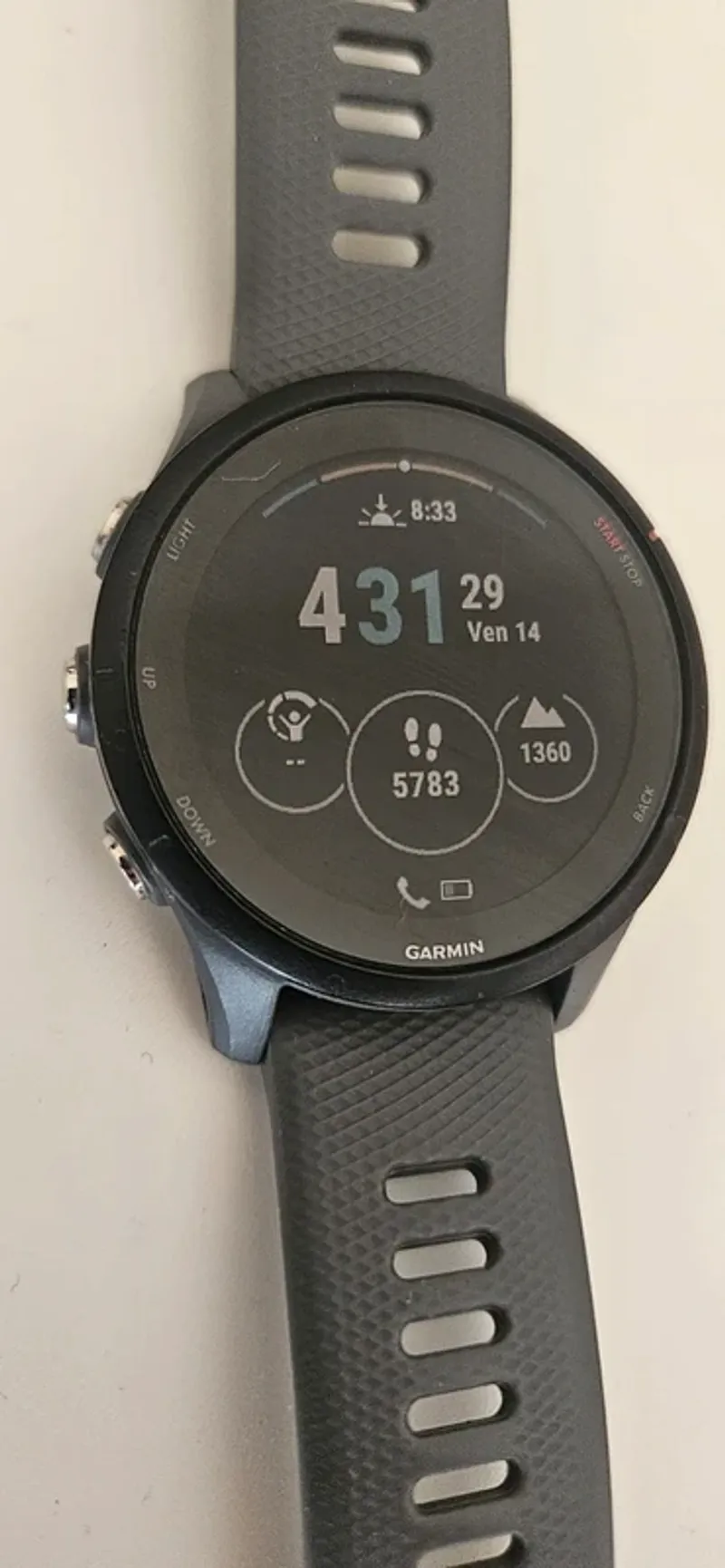 Used Garmin Forerunner 255 Electronics