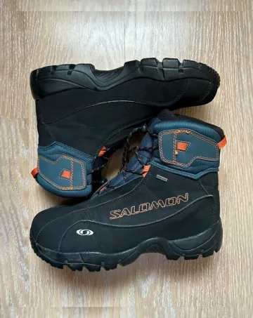 Käytetty Premium B4 Graphic GoreTex bike — kuva 1 / 3