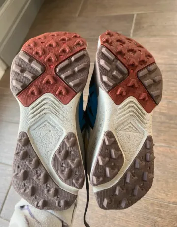 Used Nike ZoomX Zegama Trail bike — image 7 of 9
