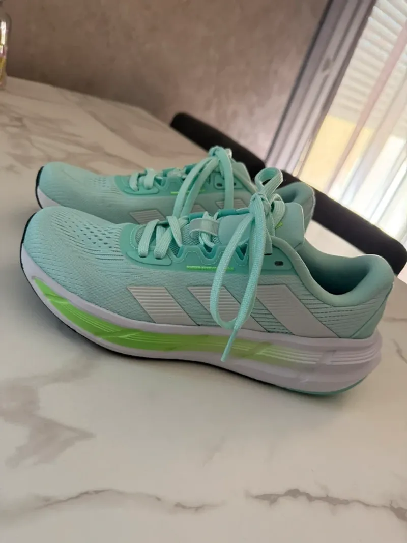 Adidas Questar 3 Running Shoes d'occasion