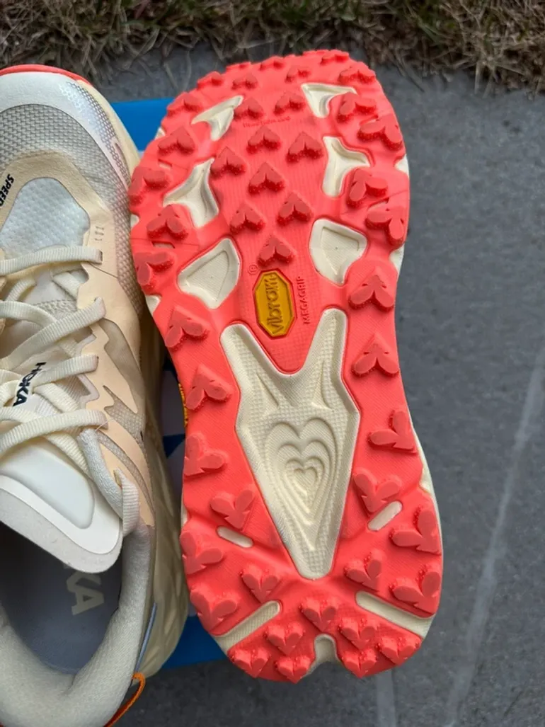 Used Hoka Speedgoat 7 bike — image 4 of 7