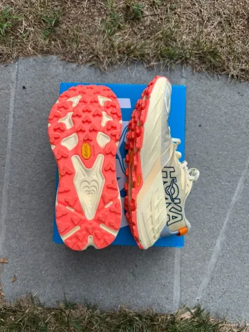 Used Hoka Speedgoat 7 bike — image 2 of 7