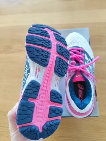 Used Asics Gel-Cumulus 18 bike — image 3 of 4