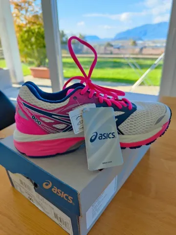 Used Asics Gel-Cumulus 18 bike — image 1 of 4