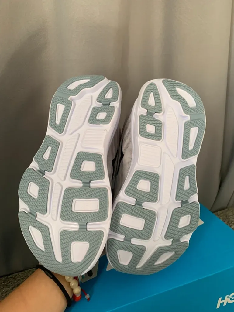 Tweedehands Hoka Bondi 9 bike — afbeelding 2 van 6