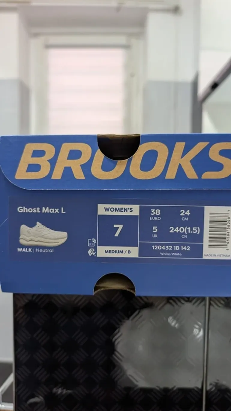 Used Brooks Ghost Max L bike — image 2 of 5