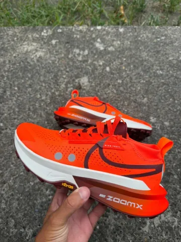 Nike Zegama trail 2 bike d'occasion — image 1 sur 13