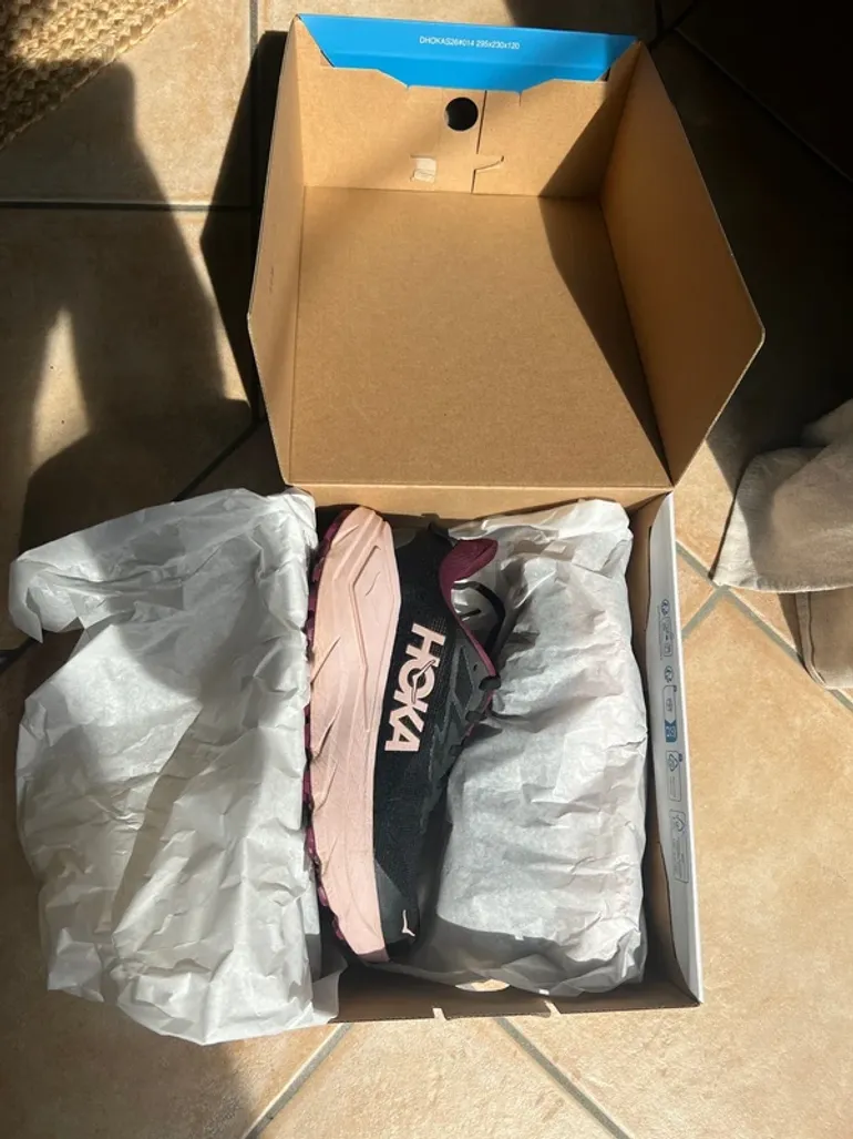 Used Hoka Challenger 8 bike — image 6 of 6