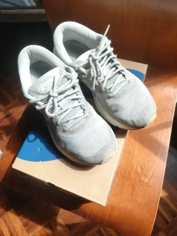 Käytetty Asics Gel-Kumo Lyte bike — kuva 1 / 7