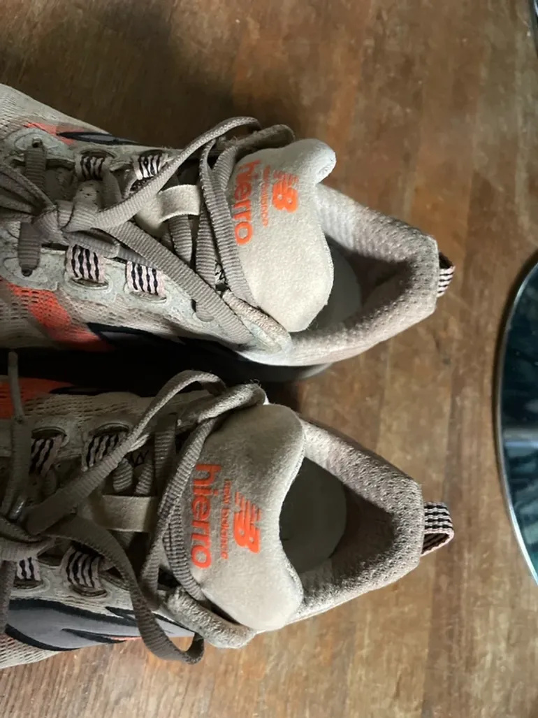 Gebrauchtes New Balance Hierro v9 bike — Bild 4 von 5