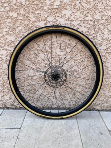 Używany Giant Front Wheel bike — zdjęcie 1 z 2
