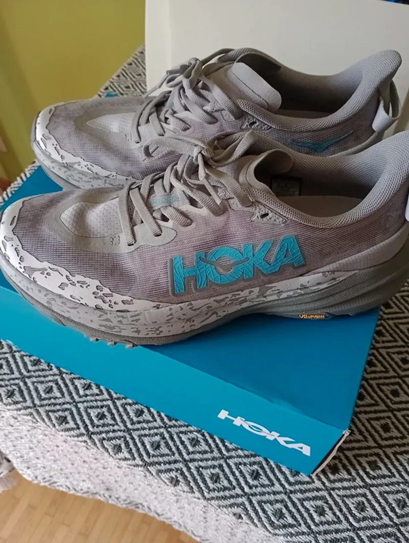 Used Hoka Speedgoat 6 Running Shoes