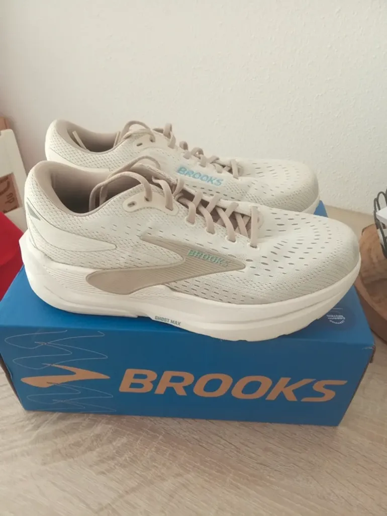 Used Brooks Ghost Max 3 bike — image 3 of 5