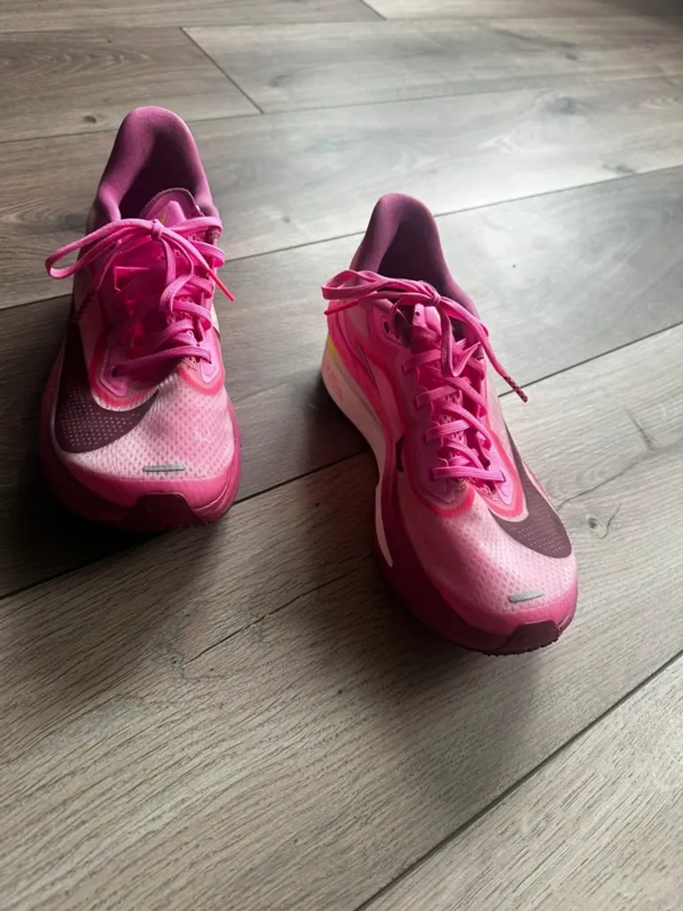 Used Nike Zoom Fly 6 bike — image 3 of 4