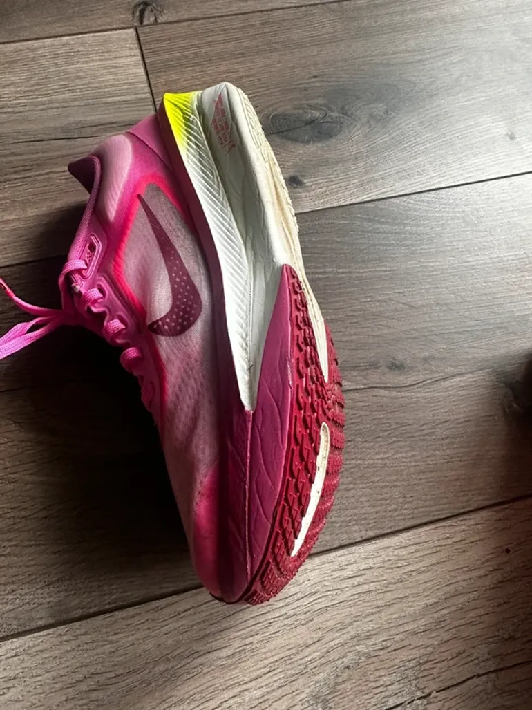 Used Nike Zoom Fly 6 bike — image 4 of 4