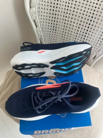 Używany Brooks Glycerin Max bike — zdjęcie 5 z 6