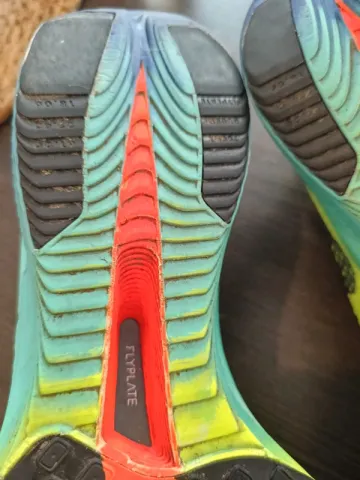 Used Nike ZoomX Vaporfly Next% 3 bike — image 8 of 12