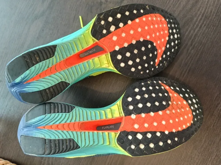 Used Nike ZoomX Vaporfly Next% 3 bike — image 7 of 12