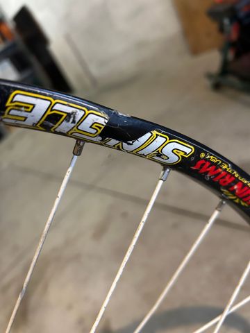 Used sun rims single track bike — image 5 of 10