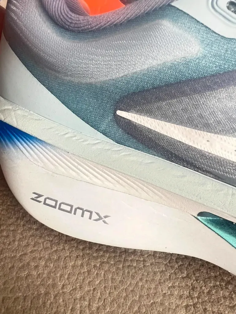 Used Nike Zoom Fly 6 bike — image 4 of 14