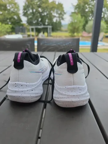 Used Asics Gel Nimbus 26 bike — image 5 of 5