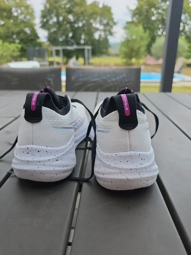 Used Asics Gel Nimbus 26 bike — image 5 of 5