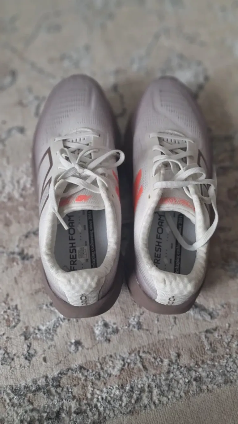 Gebrauchtes New Balance Sneaker Größe 40, 5 bike — Bild 4 von 4