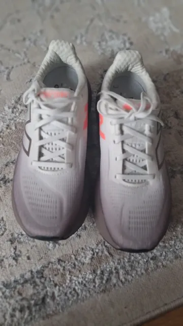 Gebrauchtes New Balance Sneaker Größe 40, 5 bike — Bild 1 von 4