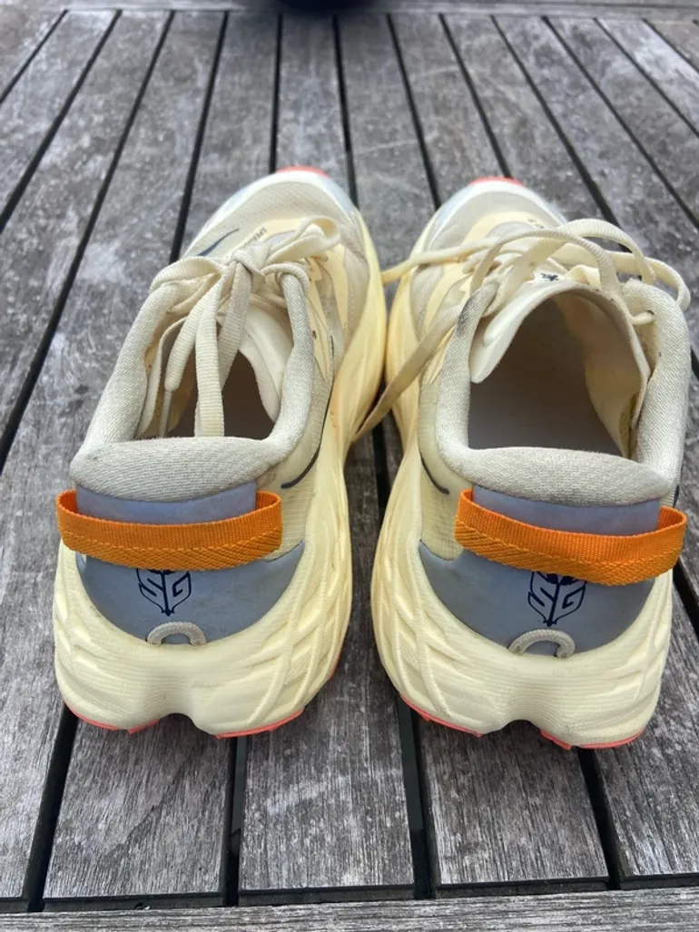 Used Hoka Speedgoat 7 2026 bike — image 7 of 10