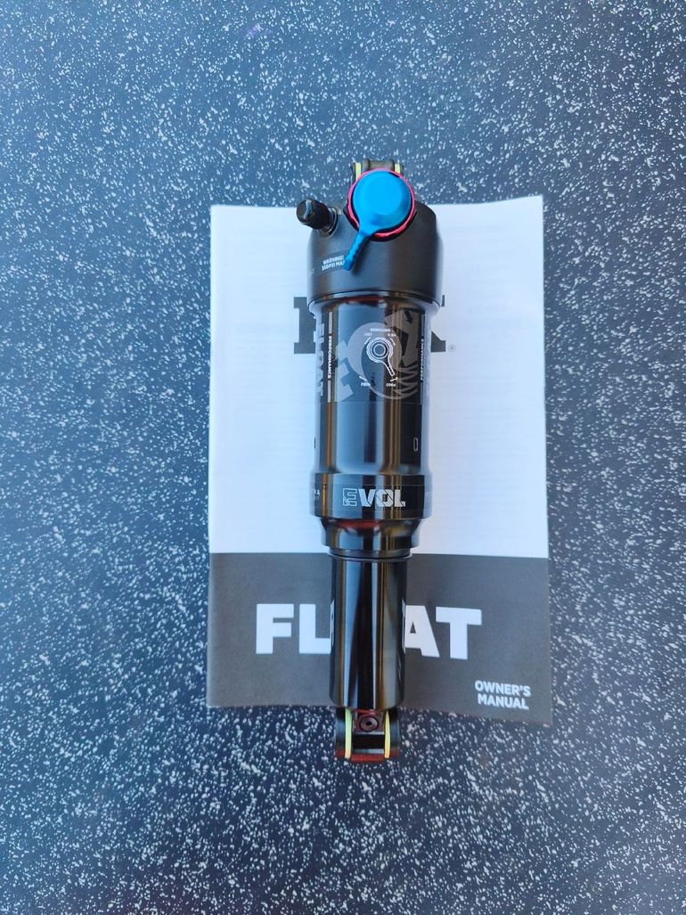 Used Fox Float Performance 210x55 2024 bike — image 3 of 5