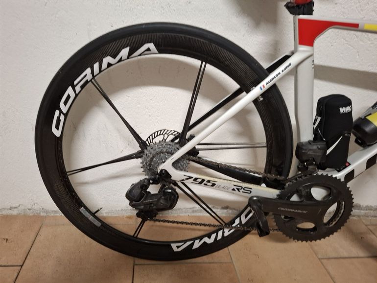 Used Corima Carbon Wheels 2025 bike — image 2 of 2