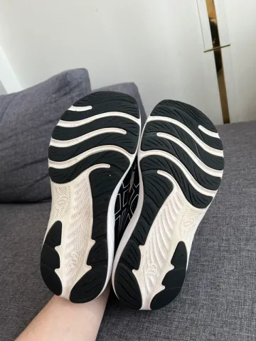 Używany Asics Gel-Contend 9 bike — zdjęcie 5 z 5
