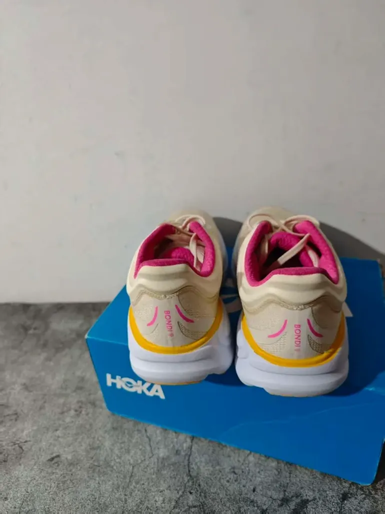 Used Hoka Bondi 9 bike — image 3 of 6