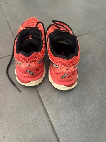 Gebrauchtes Asics GT 2000 bike — Bild 2 von 8