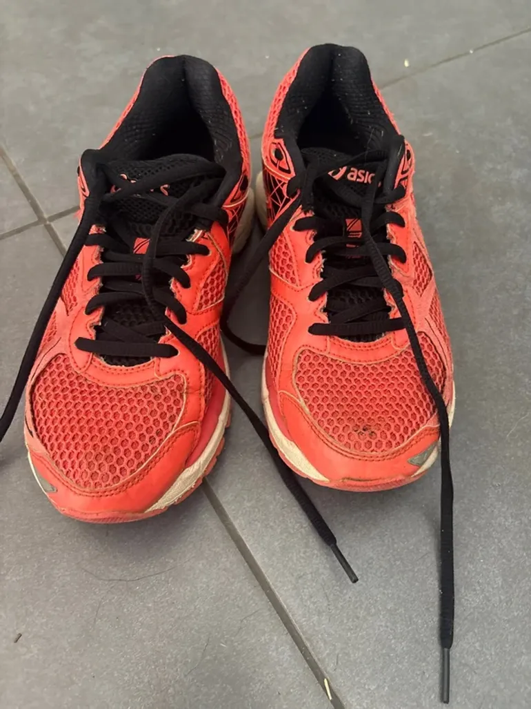 Gebrauchtes Asics GT 2000 bike — Bild 3 von 8