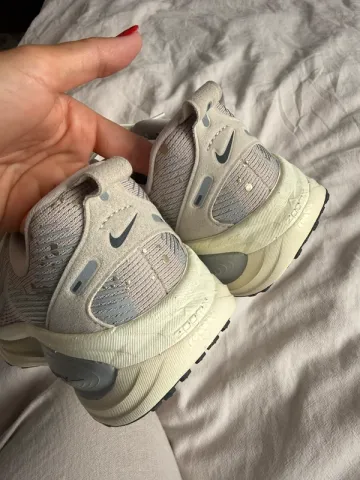 Gebrauchtes Nike Vomero 18 SE bike — Bild 3 von 4