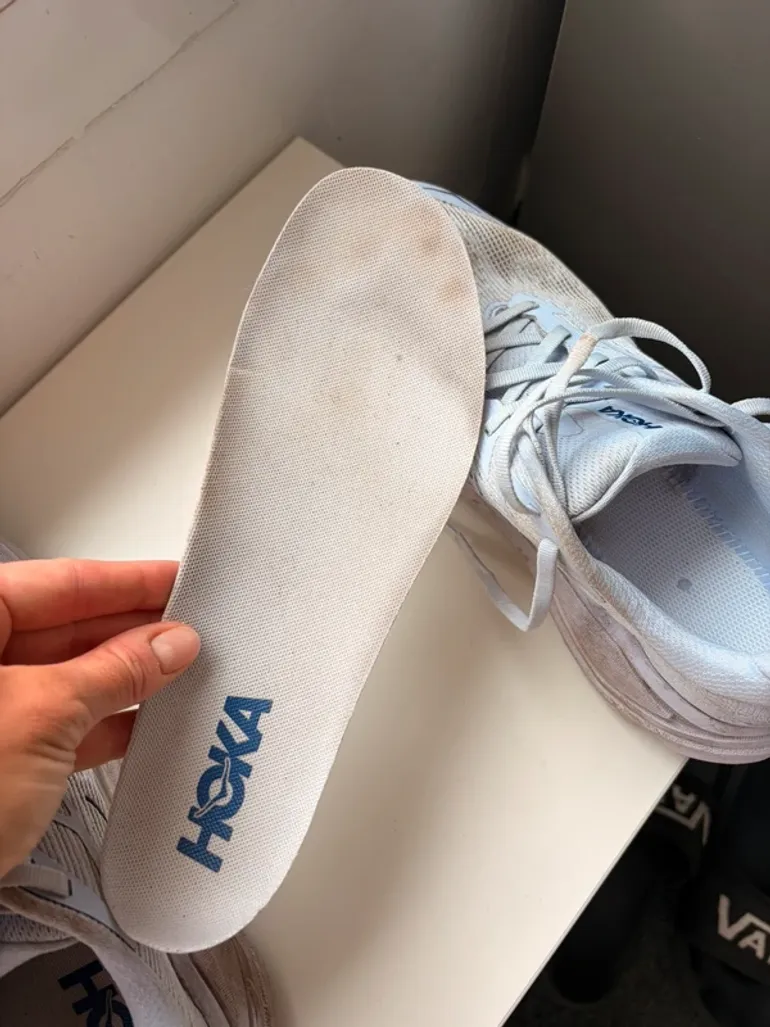 Used Hoka Challenger 8 bike — image 7 of 8
