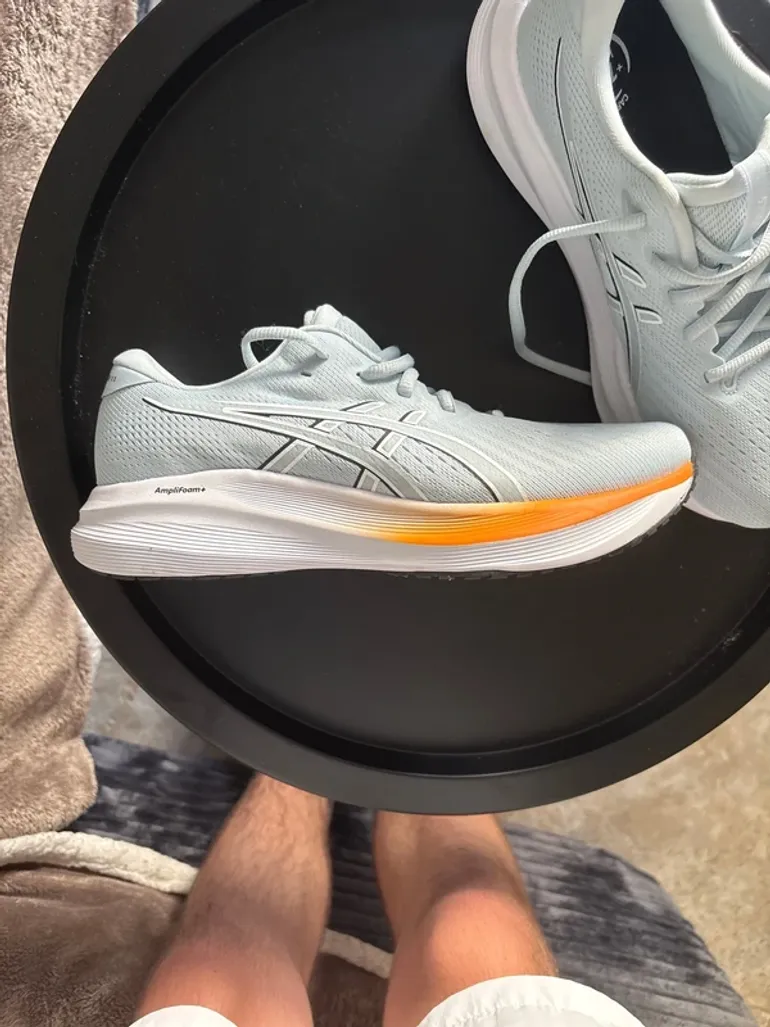 Gebrauchtes Asics Running Shoes bike — Bild 2 von 4