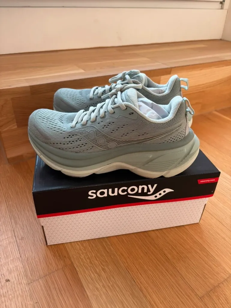 Used Saucony Hurricane 25 bike — image 3 of 5