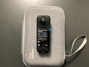 Used Insta360 InstaX5 8K 360 Action Cam - Essentials Bundle bike — image 2 of 6