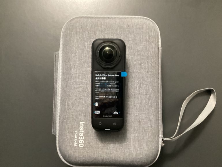 Used Insta360 InstaX5 8K 360 Action Cam - Essentials Bundle bike — image 2 of 6