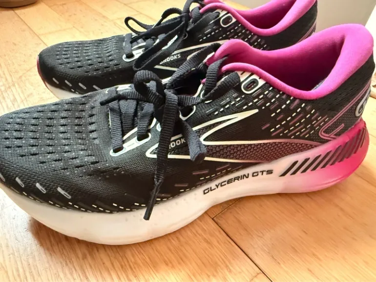 Used Brooks Glycerin GTS bike — image 2 of 4