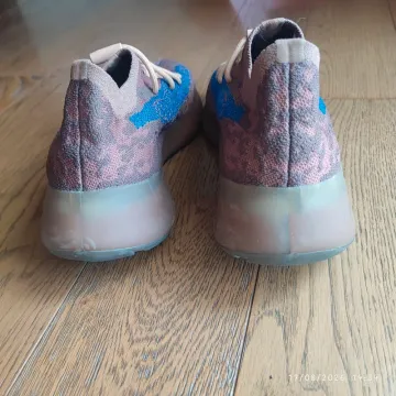 Used Adidas Yeezy Boost 380 bike — image 4 of 7
