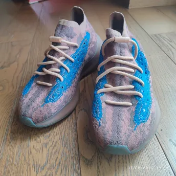 Used Adidas Yeezy Boost 380 bike — image 3 of 7